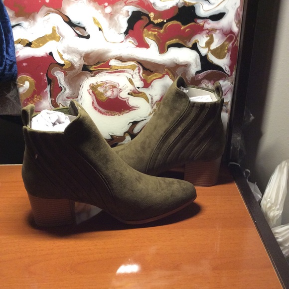 Women's Suede Booties - Picture 2 of 8